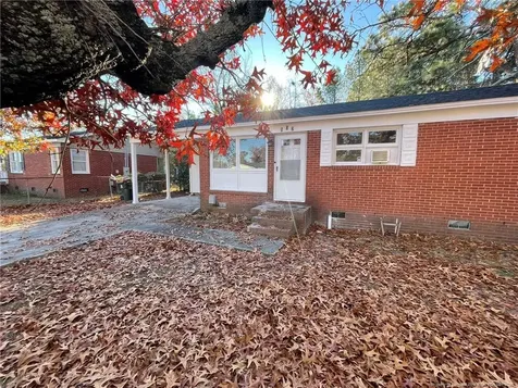 502 Spring Avenue Spring Lake NC 28390