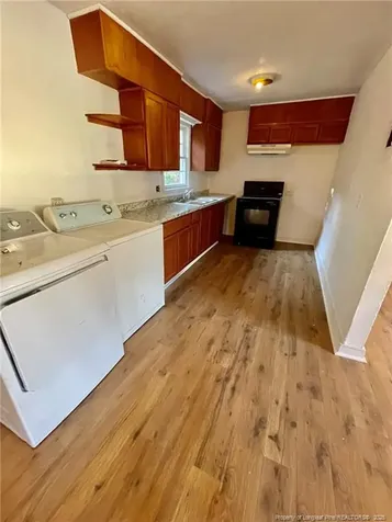 502 Spring Avenue Spring Lake NC 28390