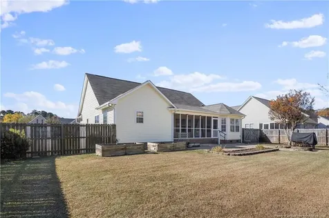 225 Hogart Street Raeford NC 28376