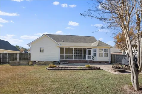 225 Hogart Street Raeford NC 28376