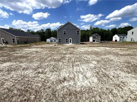 284 Happy Trail Road Aberdeen NC 28315