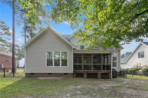 399 Falling Water Road Spring Lake NC 28390