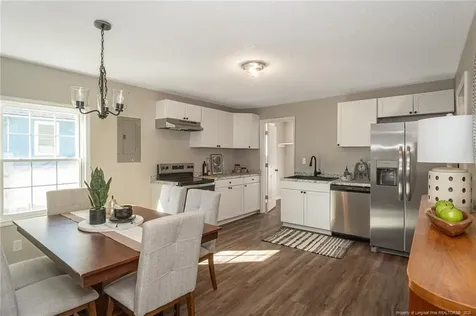 102 N 17th Street Erwin NC 28339
