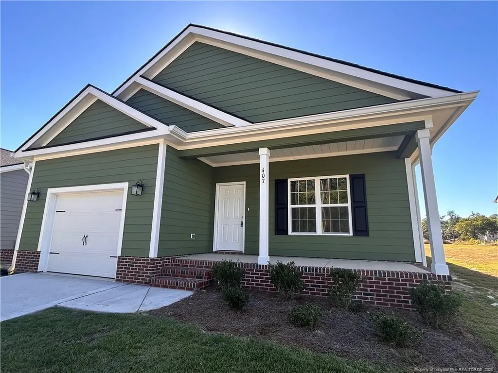 407 Morehead Street Spring Lake NC 28390