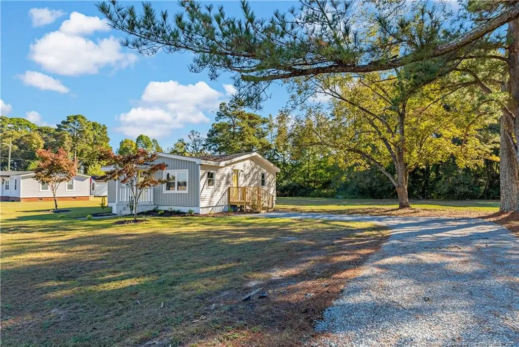 1340 George Perry Lee Road Dunn NC 28334