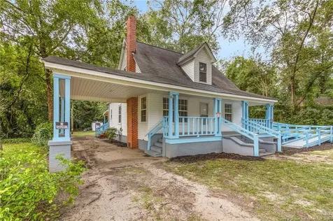 402 S Morro Street Fairmont NC 28340