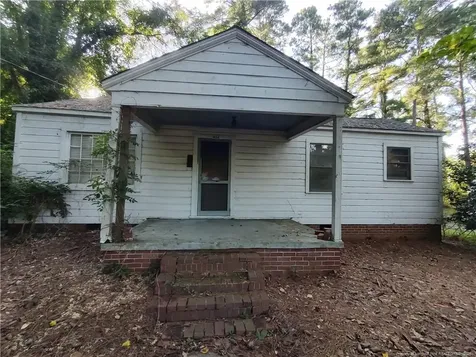 406 Courtland Drive Sanford NC 27330