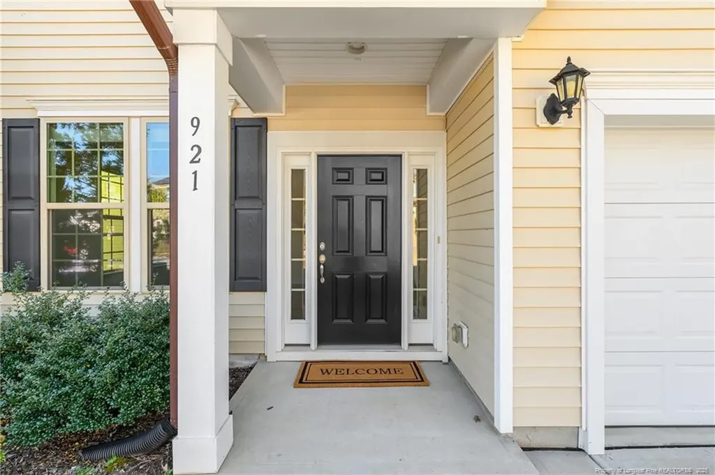 921 Stable Fern Drive Fuquay Varina NC 27526