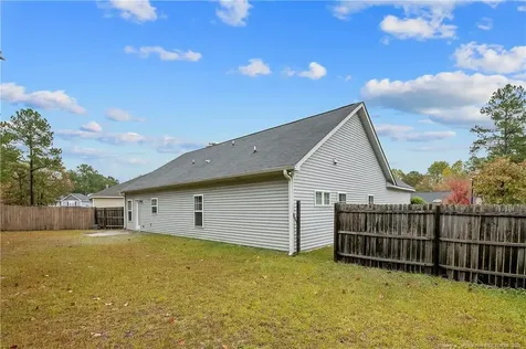 159 English Oak Drive Bunnlevel NC 28323