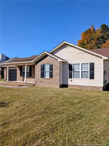 1013 Whiskerlake Drive Fayetteville NC 28312