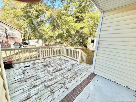 4324 Falls Drive Hope Mills NC 28348