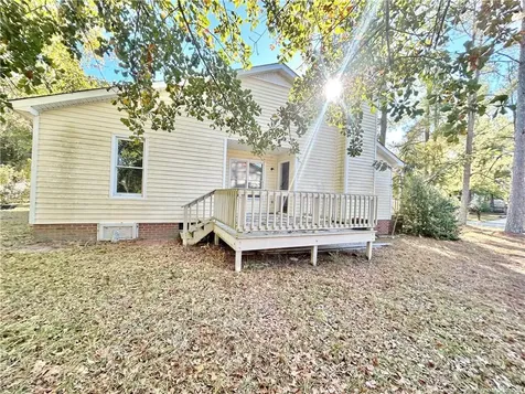 4324 Falls Drive Hope Mills NC 28348