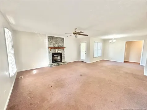 4324 Falls Drive Hope Mills NC 28348