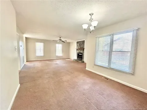 4324 Falls Drive Hope Mills NC 28348
