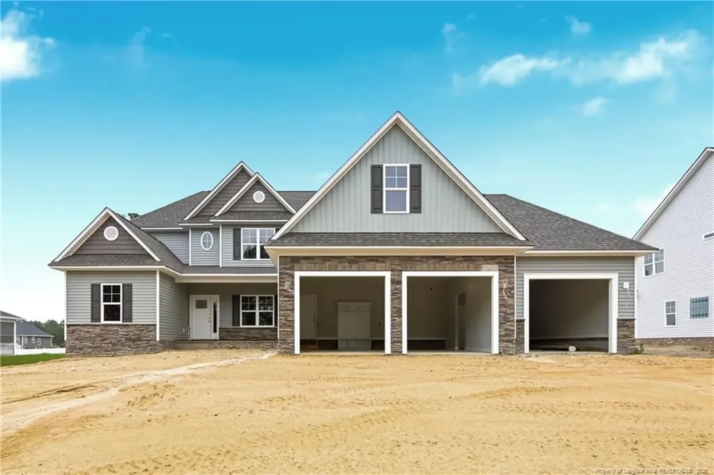 1943 Thomas Wood (lot 98) Drive Fayetteville NC 28306