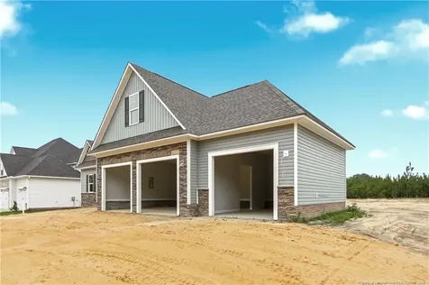 1943 Thomas Wood (lot 98) Drive Fayetteville NC 28306