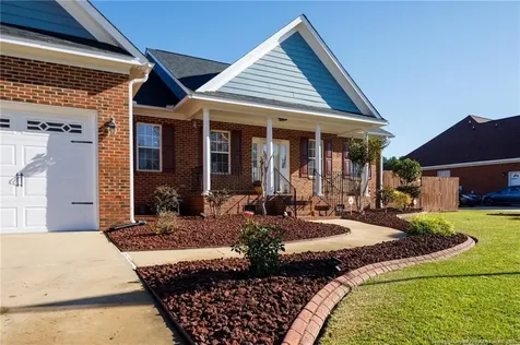 504 St. Thomas Road Fayetteville NC 28311