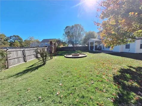 286 Peaceford Avenue Raeford NC 28376
