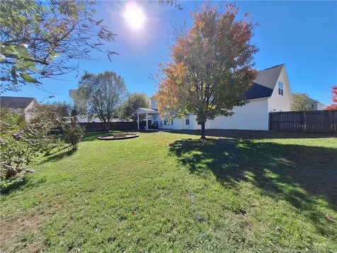 286 Peaceford Avenue Raeford NC 28376