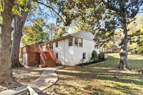 505 Cross Street Sanford NC 27330