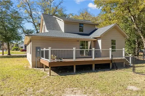 502 N Stewart Street Raeford NC 28376