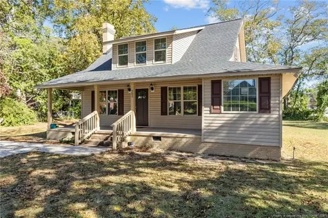 502 N Stewart Street Raeford NC 28376
