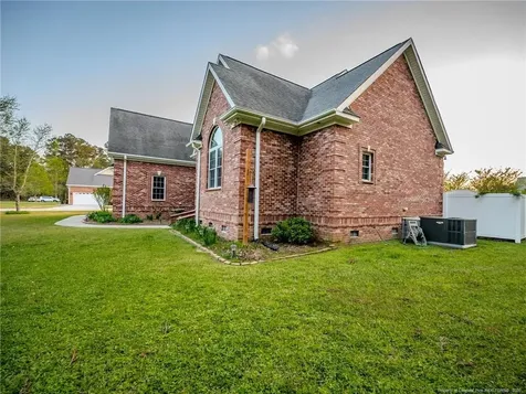 21 Brownstone Drive Lumberton NC 28360