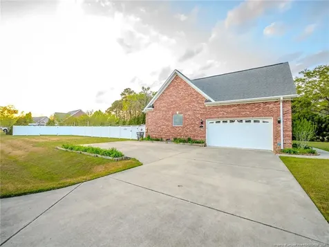 21 Brownstone Drive Lumberton NC 28360