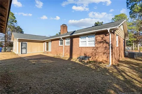 6319 Whitehall Fayetteville NC 28303