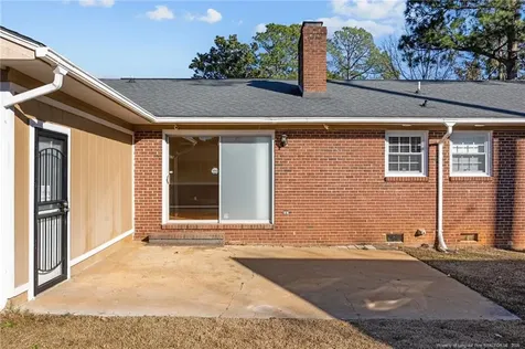 6319 Whitehall Fayetteville NC 28303