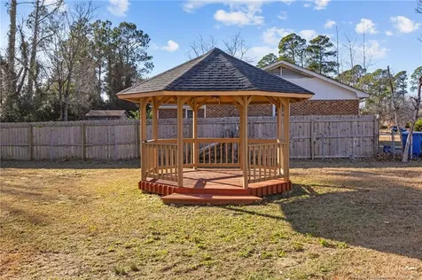 6319 Whitehall Fayetteville NC 28303