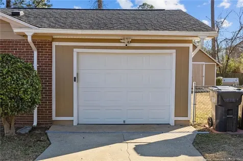 6319 Whitehall Fayetteville NC 28303