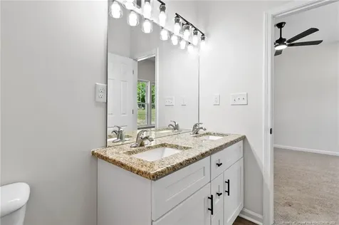 804 Holmes Street Clinton NC 28328