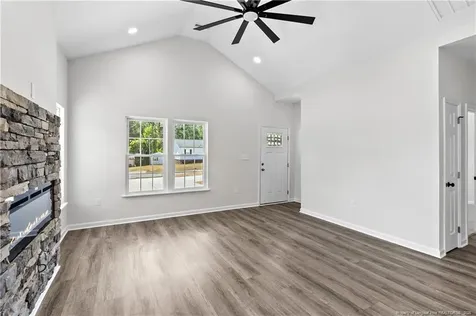 804 Holmes Street Clinton NC 28328