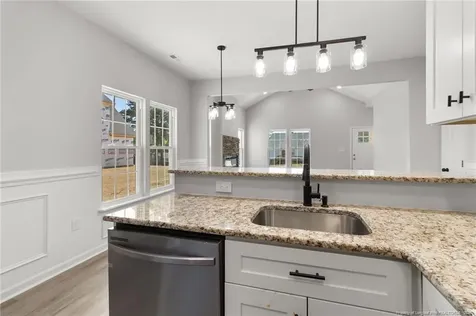802 Holmes Street Clinton NC 28328