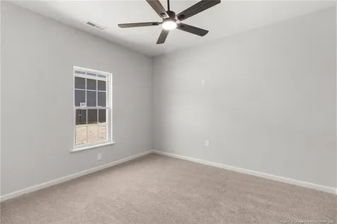 802 Holmes Street Clinton NC 28328