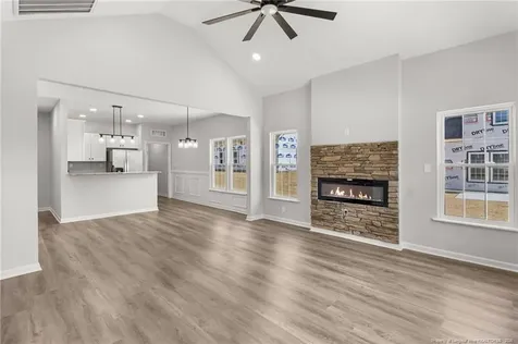 802 Holmes Street Clinton NC 28328