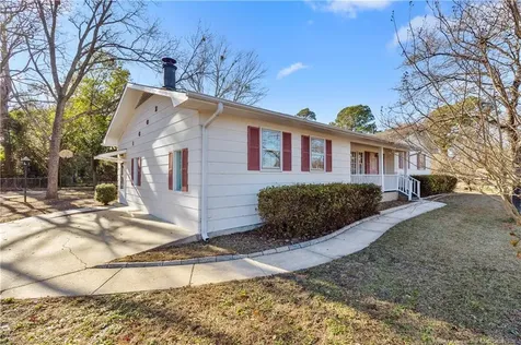 1602 Camelot Drive Fayetteville NC 28304