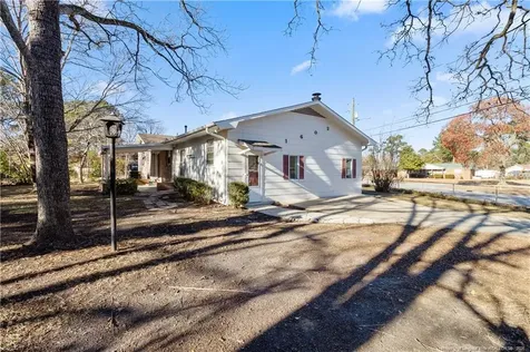 1602 Camelot Drive Fayetteville NC 28304