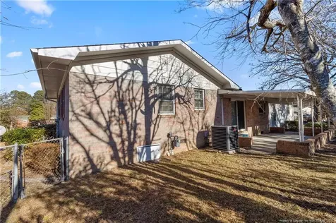 1602 Camelot Drive Fayetteville NC 28304
