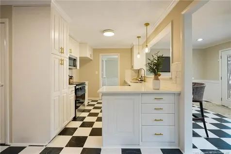 2515 Mirror Lake Drive Fayetteville NC 28303