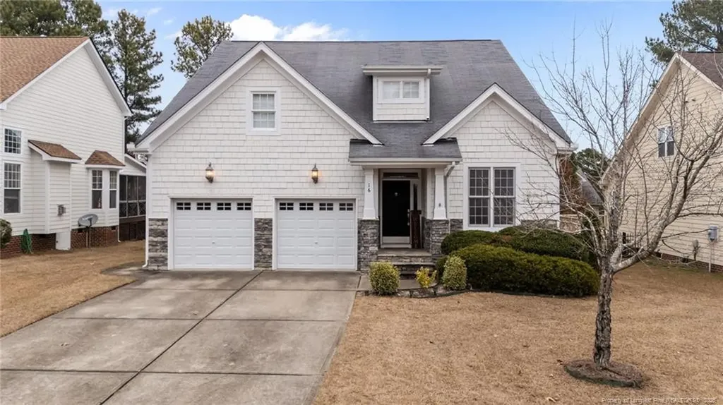 16 Cottswold Lane Spring Lake NC 28390
