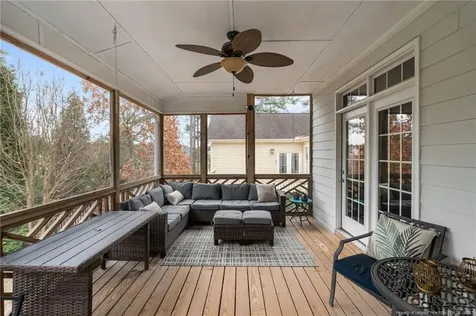 16 Cottswold Lane Spring Lake NC 28390