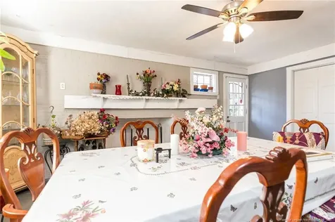 823 E Donaldson Avenue Raeford NC 28376