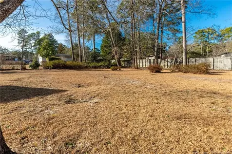 823 E Donaldson Avenue Raeford NC 28376