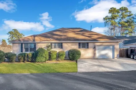6208 Falkland Court Fayetteville NC 28311