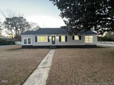 711 Memorial Avenue Dunn NC 28334