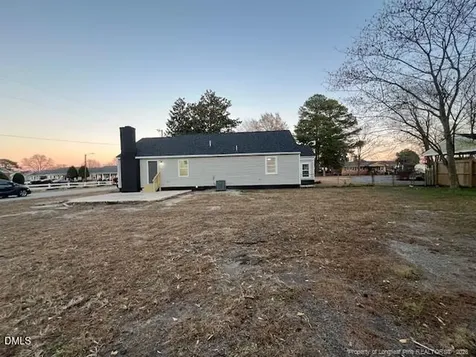 711 Memorial Avenue Dunn NC 28334