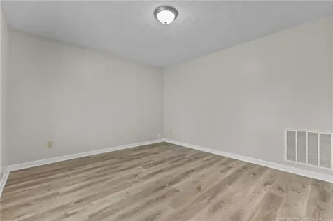 1820 Daphne Circle Fayetteville NC 28304