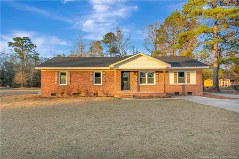 341 Bollinger Avenue Lumberton NC 28360
